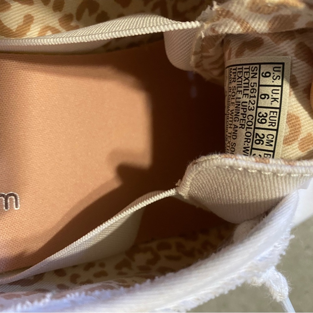 Skechers BOBS Cream and Tan Sneakers - Picture 2 of 4